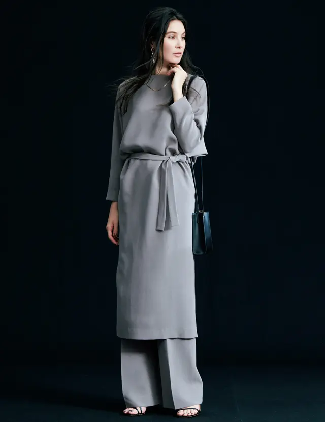 ワンピースとパンツ