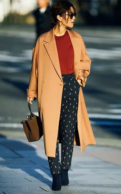  ベースの色は“地味”めに