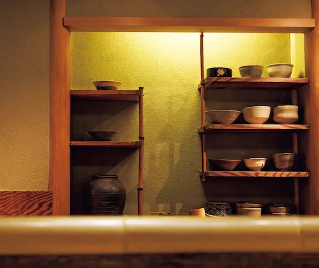 カウンター内にしつらえられた水屋