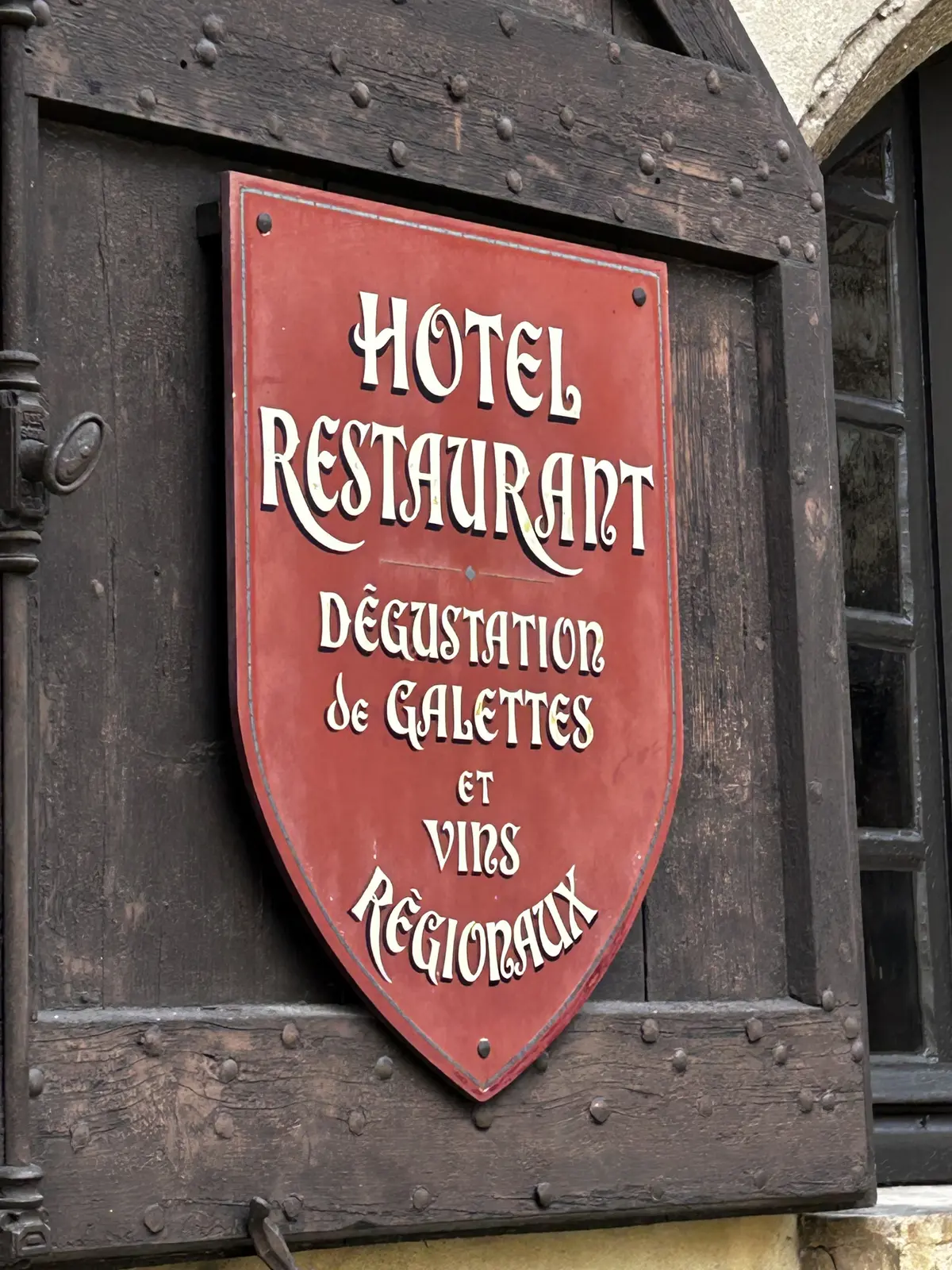 フランスの最も美しい村　　Pérouges (ペルージュ) 