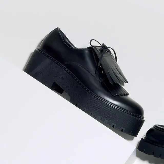 靴「ハリストン」（6）￥158,400 ／エルメスジャポン（エルメス）