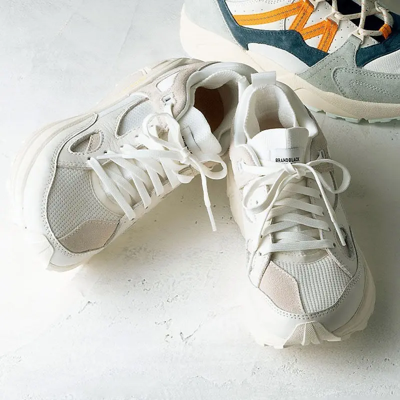 BRANDBLACK Aura スニーカー