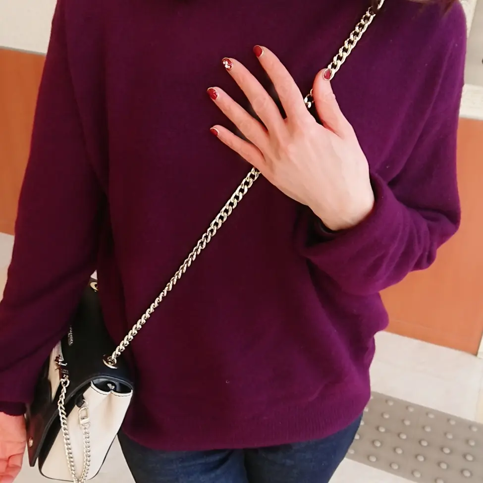 ボルドーニット   デニム   チェーンバッグ