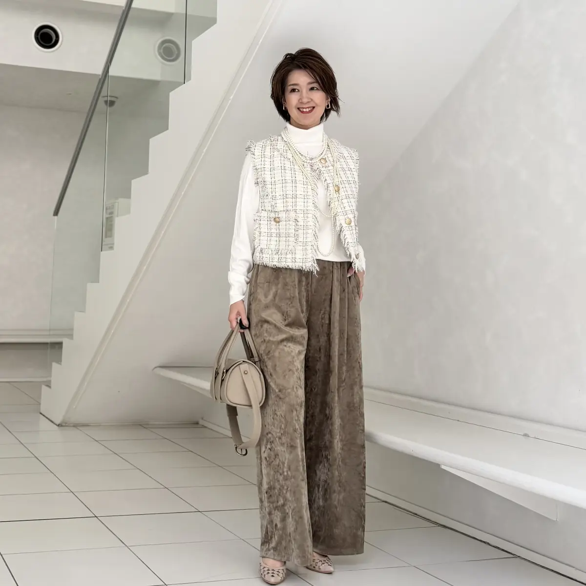 “ラクなのに上品”を叶えるベロアパンツ着の画像_8