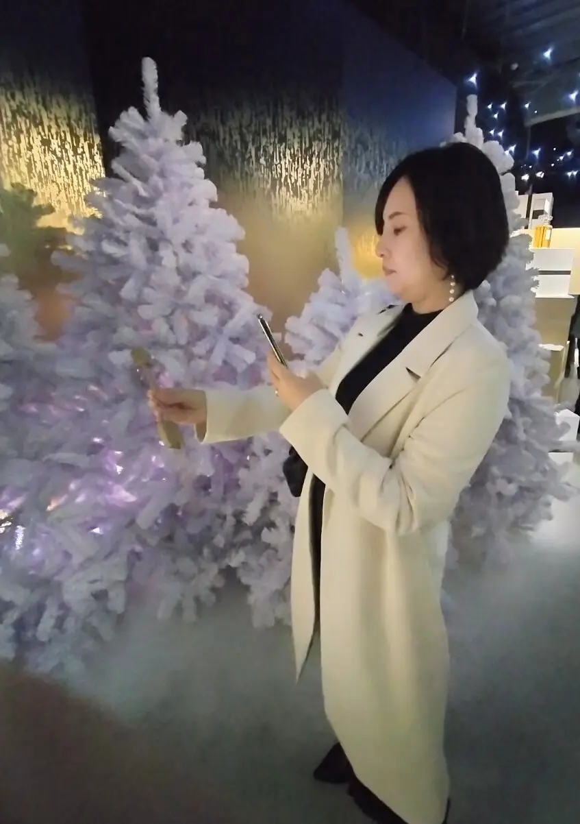 CHANEL WONDERLAND、シャネルワンダーランド、シャネルホリデー2023、神宮前、ポップアップ、40代ファッション、ZARA、ザラ