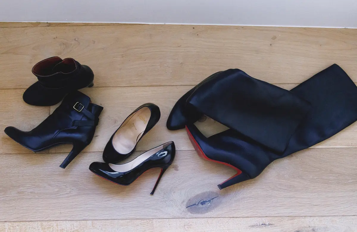 マリー 実業家、「L’ARRANGEUSE」主宰　パリのおしゃれマダム深掘りSNAP　靴の写真