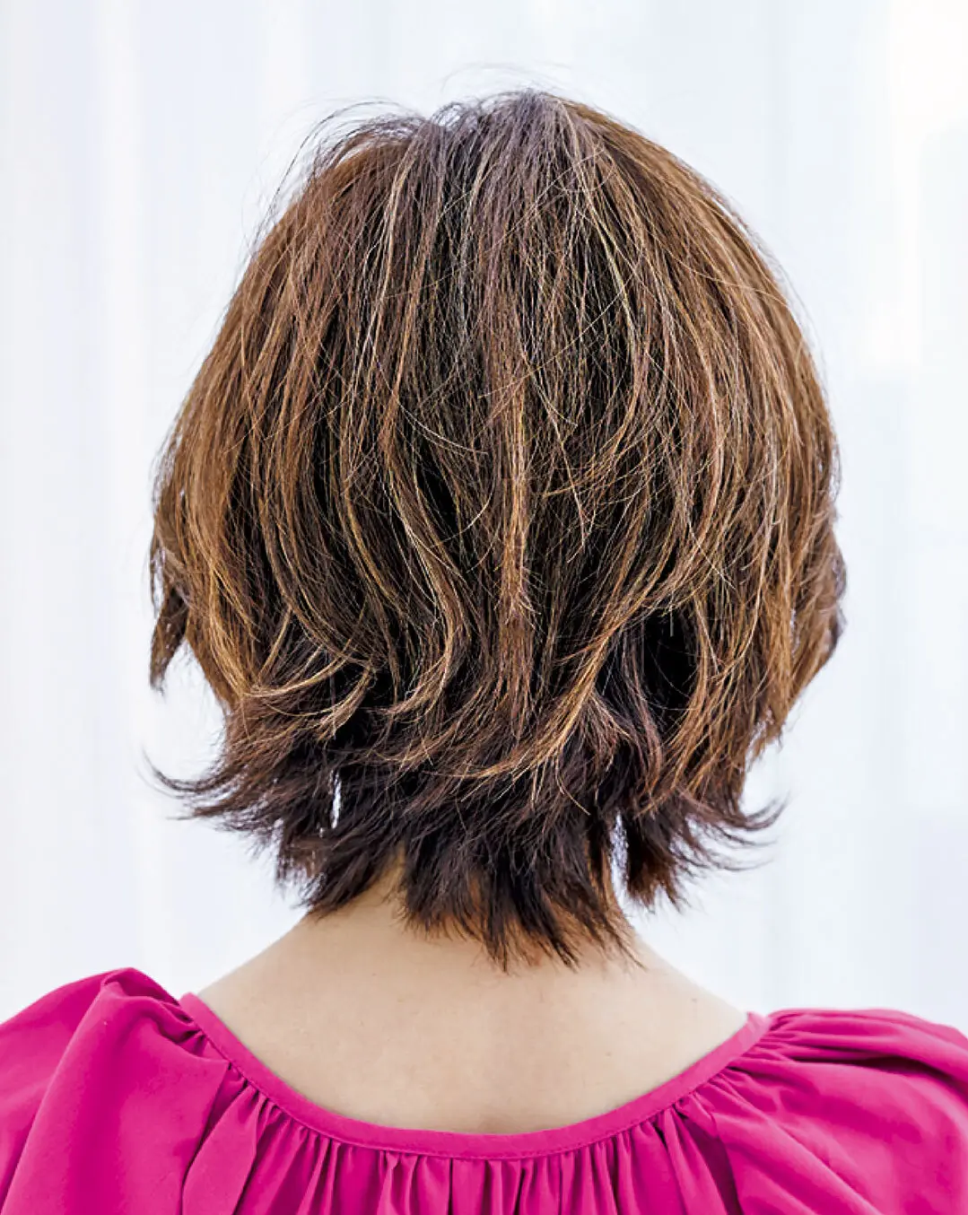 OurAge×Webエクラ　後ろから見たショートヘア　ヘアスタイル