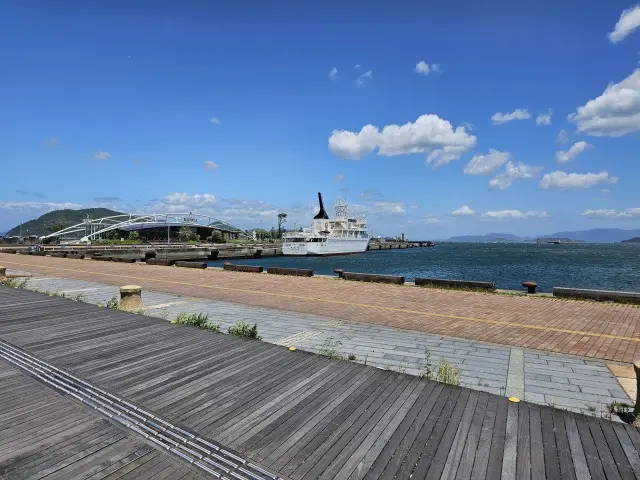 サンポート高松のバラ園の画像_2