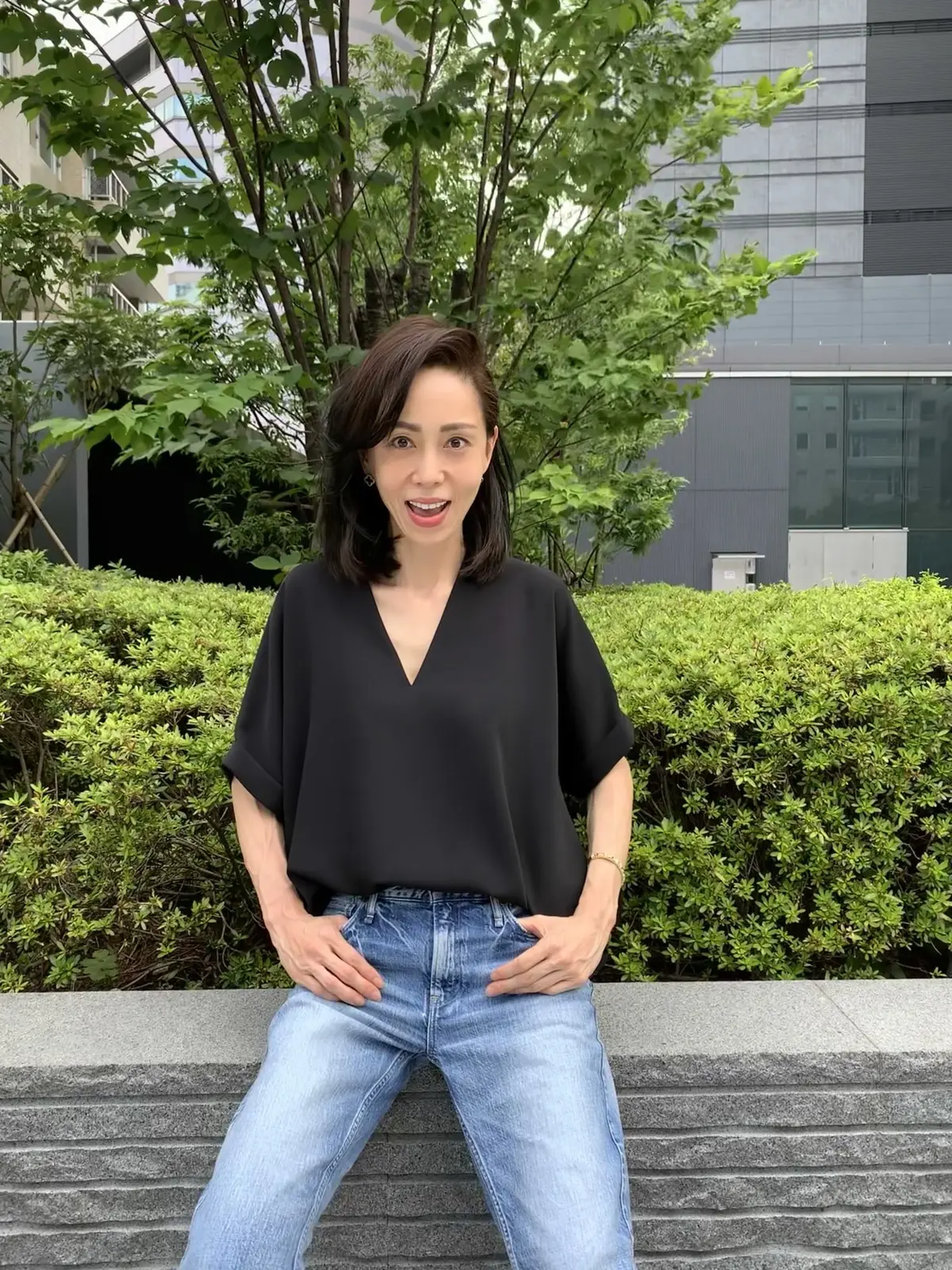 トップスの裾　イン