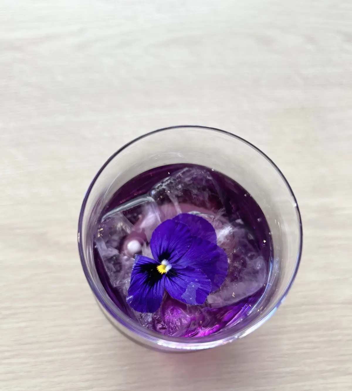 すみれ色のメロンソーダ