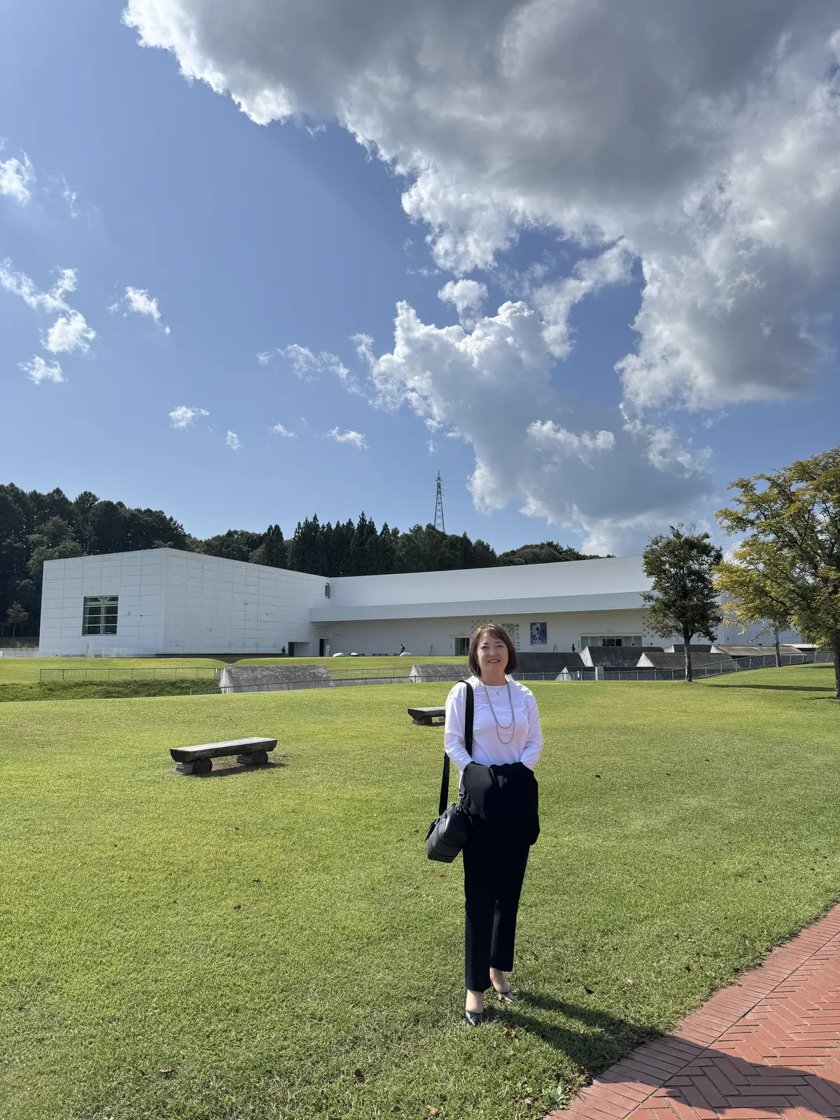 青森県立美術館　梅澤千佳子