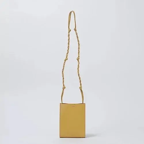 【50代 週末コーデ】気分の上がるピンクの画像_9