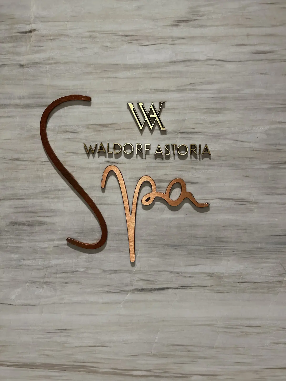 ウォルドーフ・アストリア・バンコク　　Waldorf Astoria Bangkok　タイ