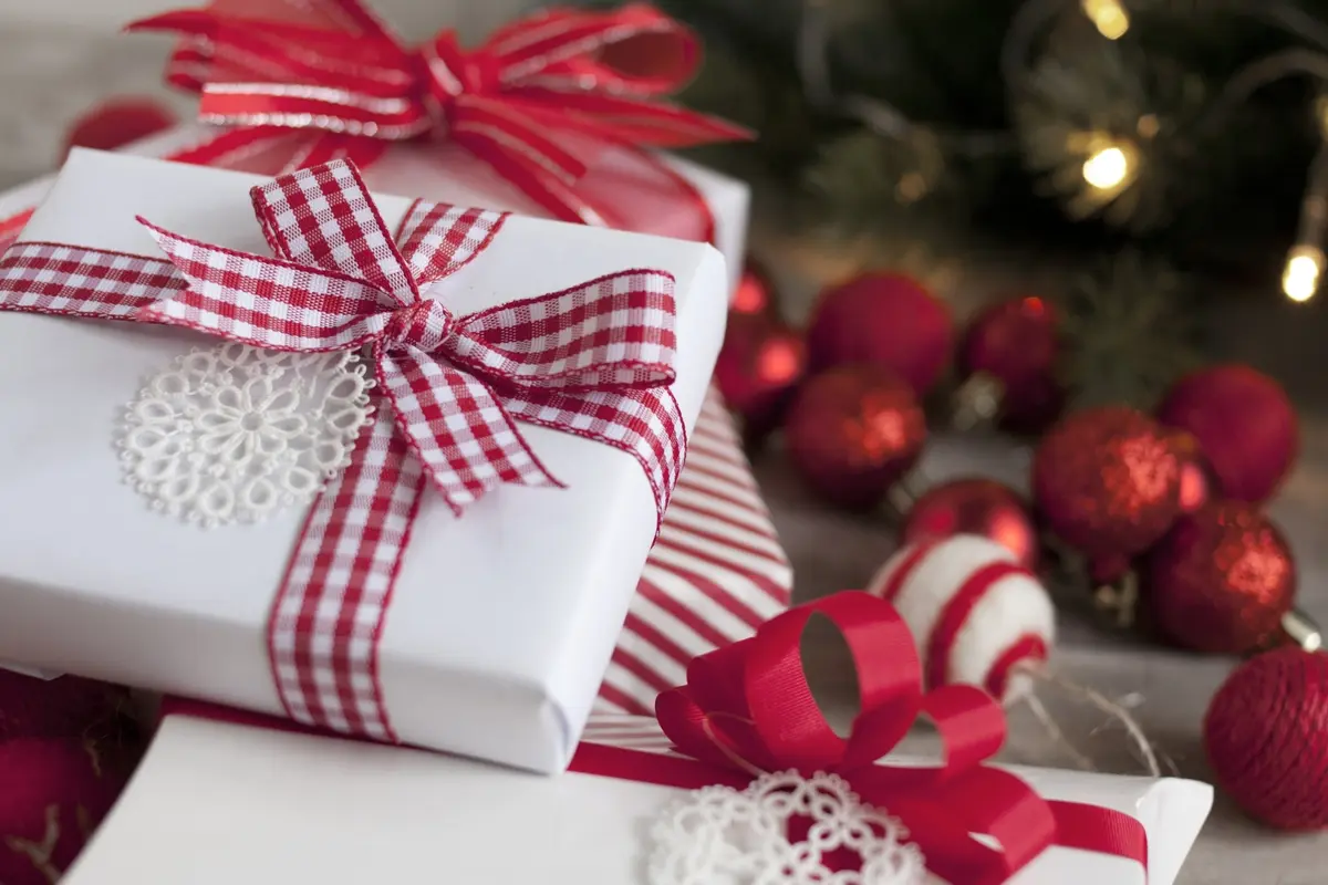 ５０代女性のホンネ：自分へのご褒美は…の画像_1