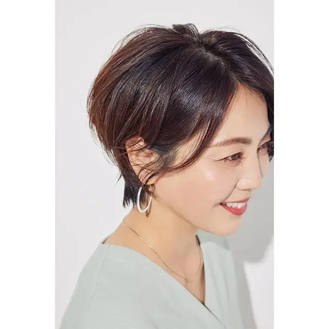 40代に似合うショートヘアは？冬の人気スの画像_33