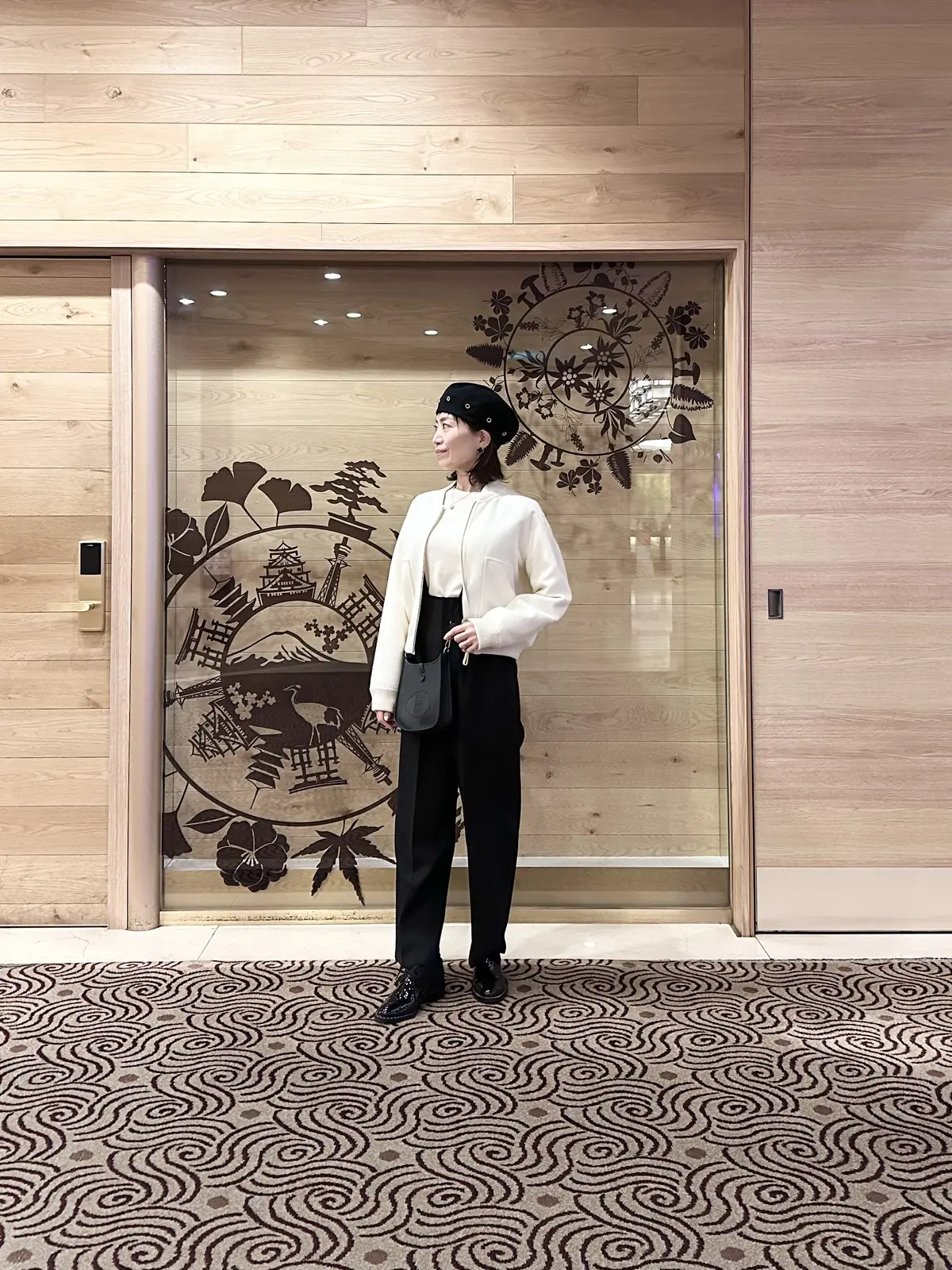 アラフィフサロペットコーデの画像_4