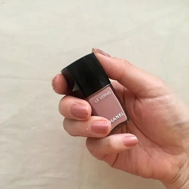 シャネルのお気に入りネイルカラー2色♡指の画像_2