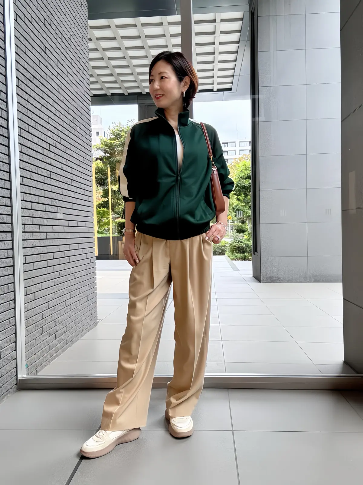 気温23度｜GUで見つけた秋色ジャケットの画像_2