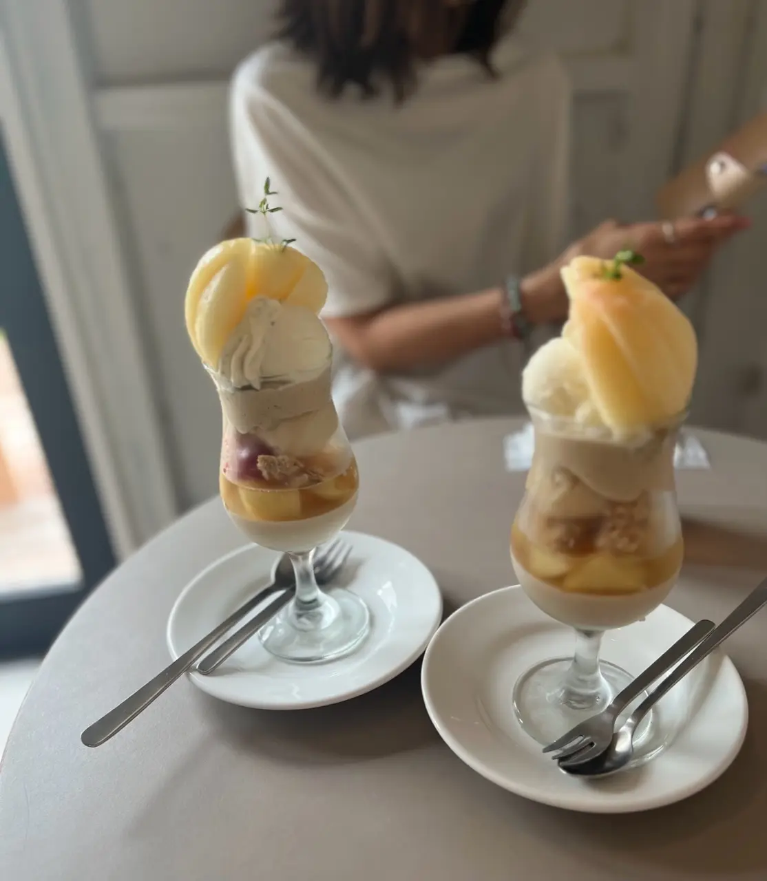 心ときめく桃パフェ♡コーデはピンク小物をの画像_9