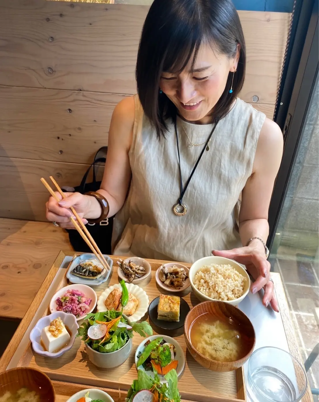 2パターンで楽しめるリネンのワンピの画像_4