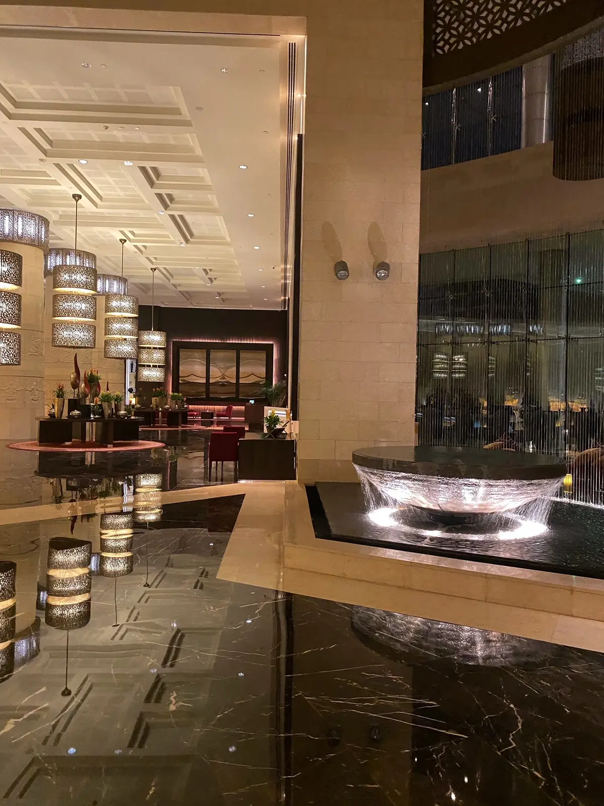 5つ星ホテル「ラッフルズ・ドバイ」&有名の画像_9