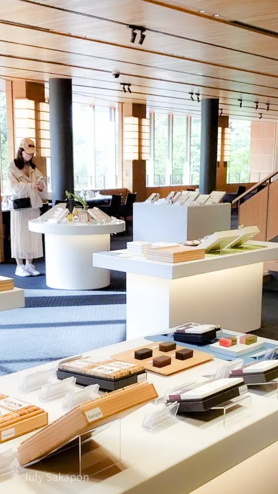 老舗☆和スイーツの旅@虎屋菓寮 赤坂店の画像_17