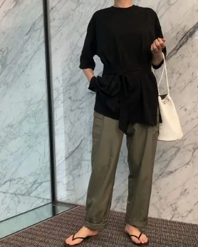 E by eclat 撥水きれいめカーゴパンツ ￥19,800