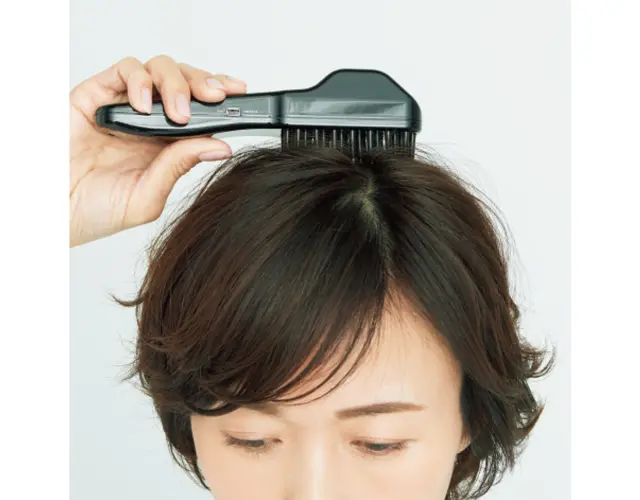 頭頂のツボ「百会」を刺激