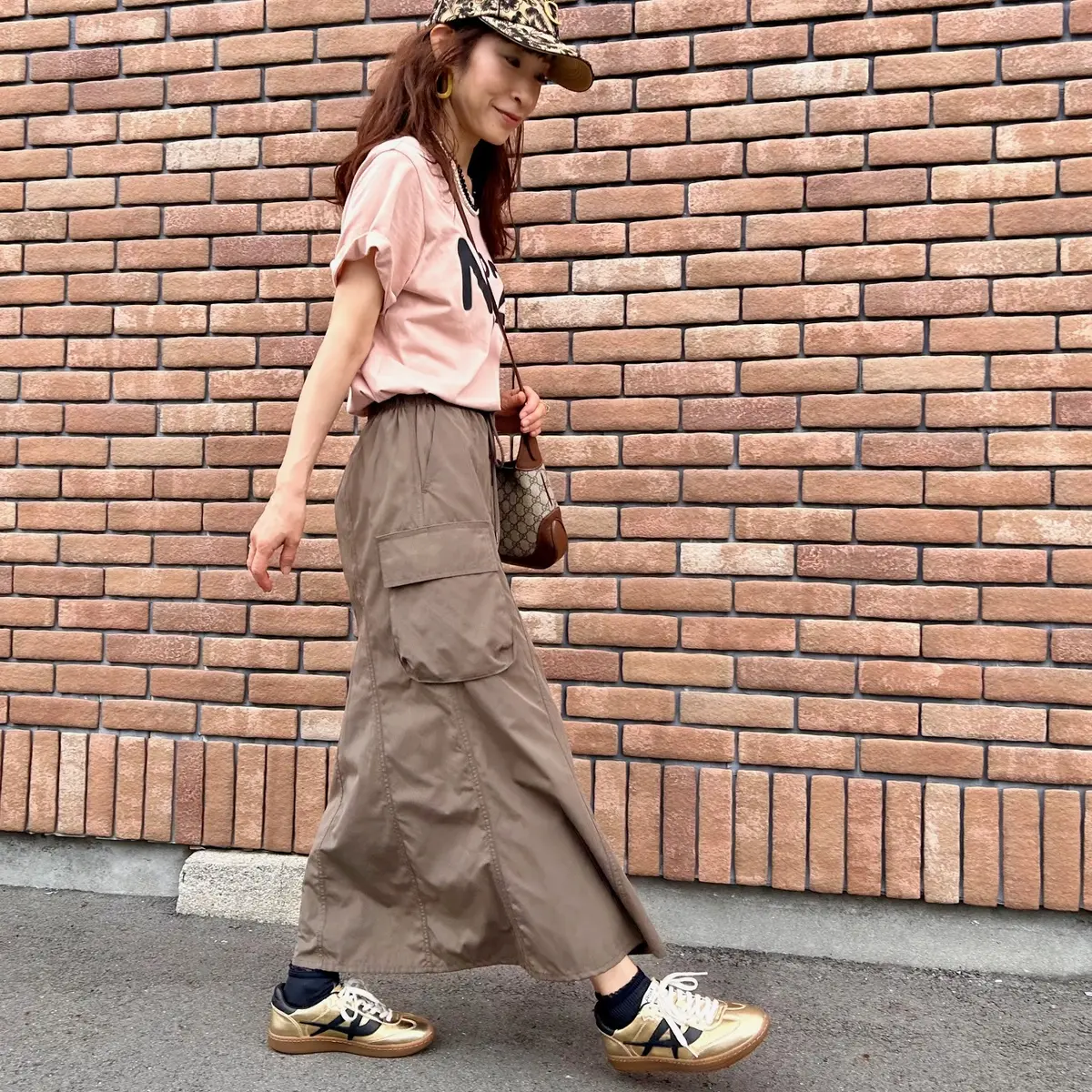 初GU☆カーキスカートの“くすみカラーコの画像_6