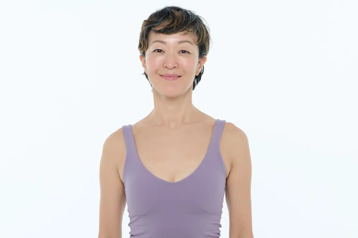 OurAge×Webエクラ 40代50代　顔ピラティス 肩まわりの丸さ・分厚さやもっさり感が正されバストの位置もアップ