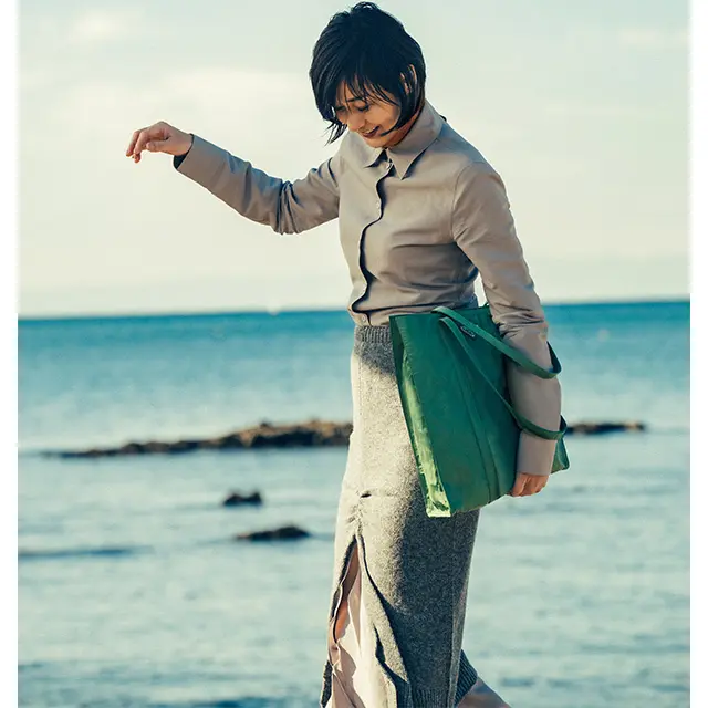 軽やかな春色のトートで フレッシュな風を呼び込んで