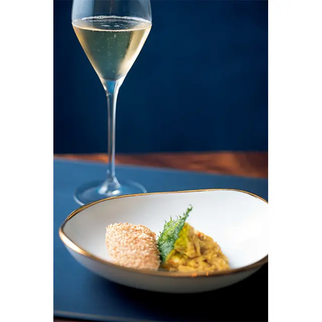 「蟹肉炒め ポーピ ン添え」（1人前）￥3,800