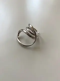 シャルロットシェネのリング