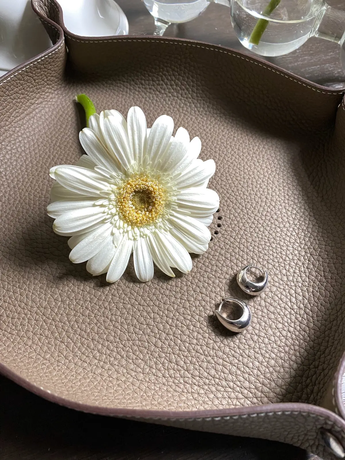 トムウッドのシルバーピアス