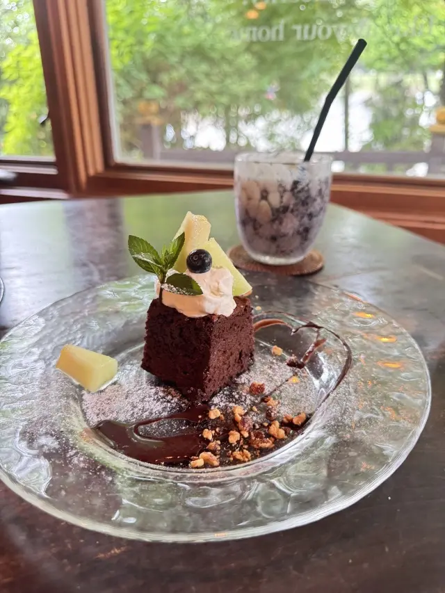 休日ランチは緑に包まれた癒しの空間で体にの画像_10