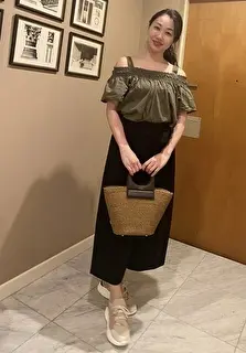 スニーカーやっぱり歩くの快適！