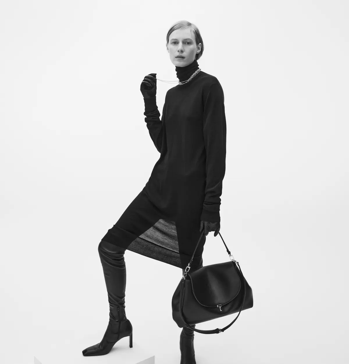 TOTEME　ポップアップ　メインビジュアル