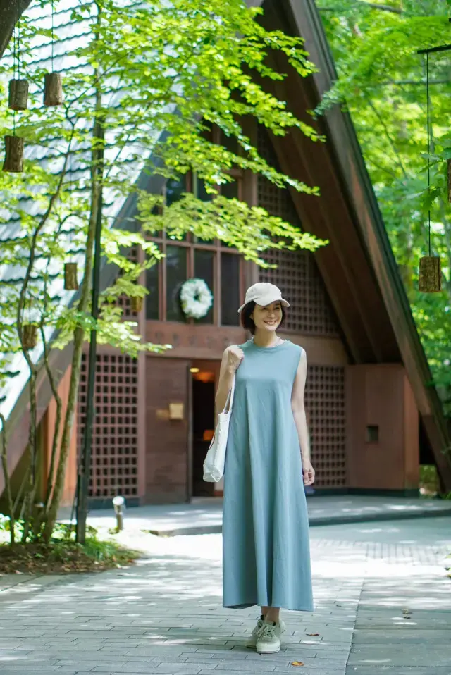 旅にはやはりサラッと涼しく着れてコーデいらずのワンピースで