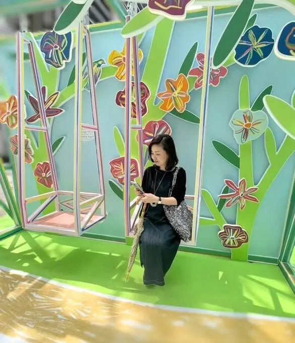 丸の内仲通り ヴァンクリ