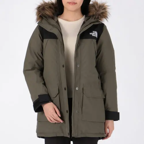 THE NORTH FACE Mountain Down Coat