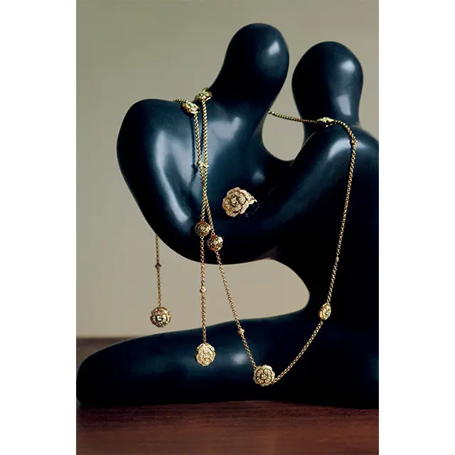 アレンジ自在のクラスプが 私だけのスタイルをかなえてくれる