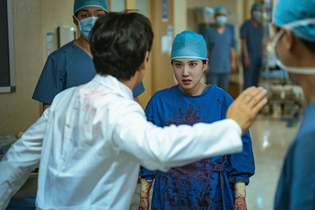 「ハイパーナイフ 闇の天才外科医」主演のパク・ウンビン