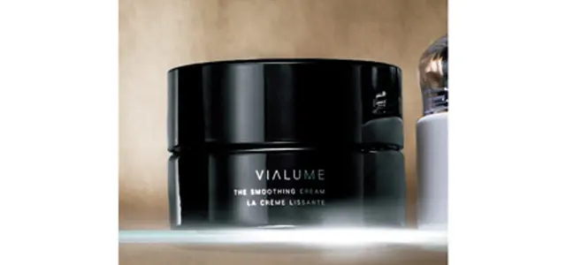 SUQQU「ヴィアルム ザ スムージング クリーム」