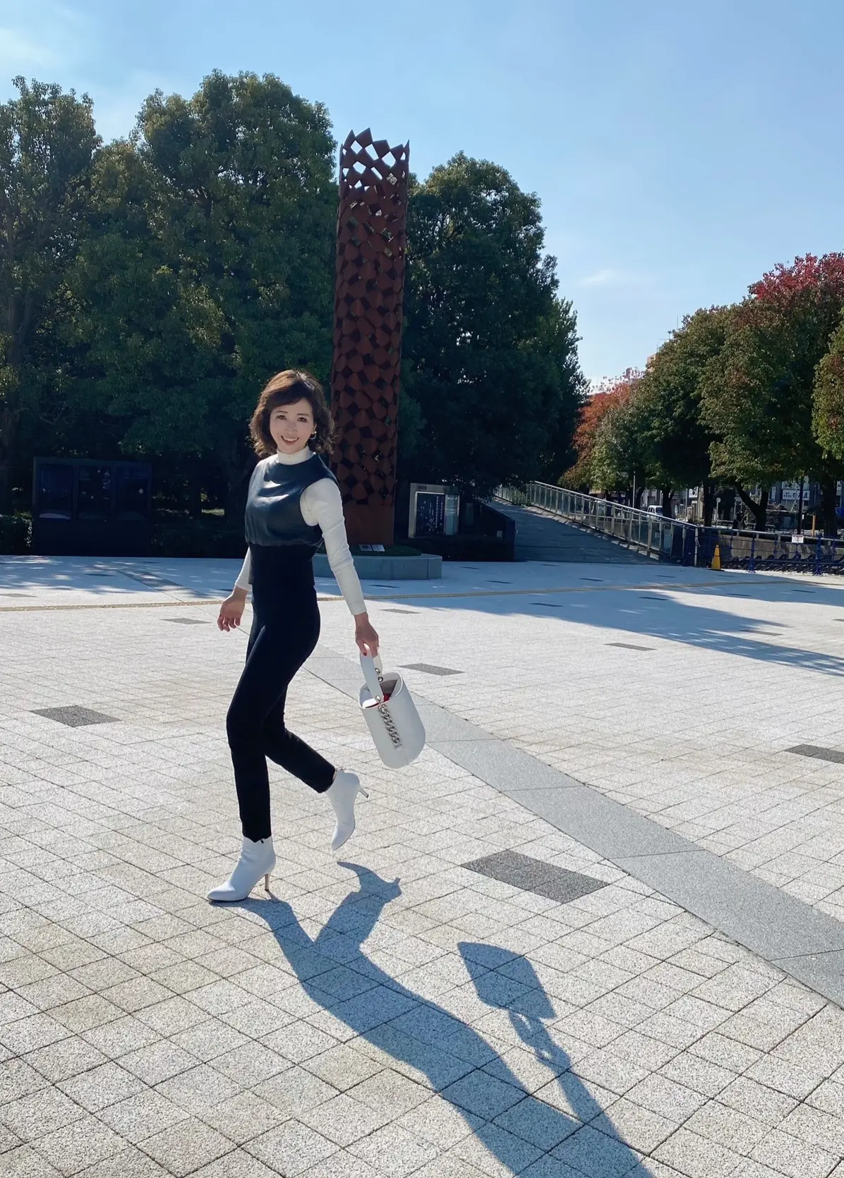 上下黒でセットアップ風コーデ 2選の画像_8