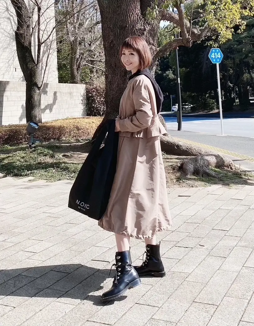 エクラ4月号付録　「N.O.R.C」とコラボした黒ショッパーBAGコーデ