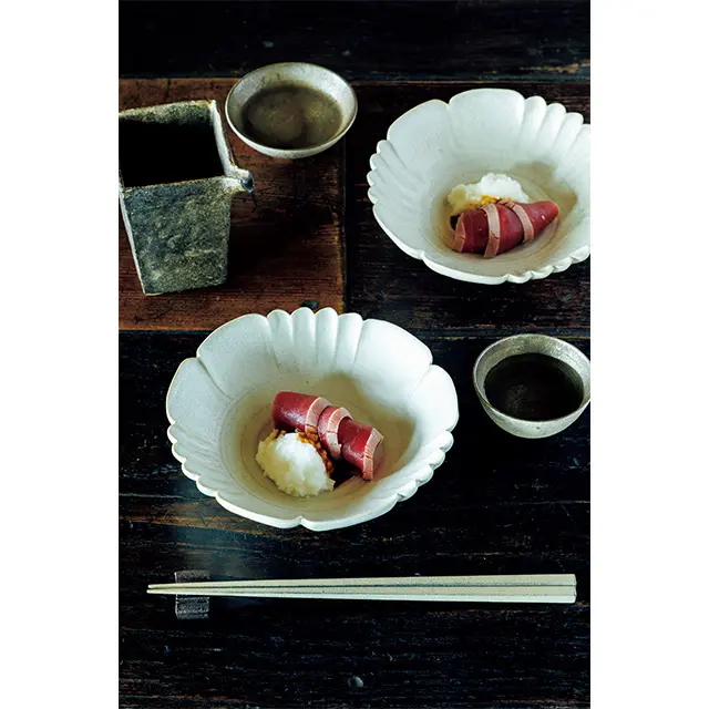 冷水希三子レシピ　湯引きマグロと長いもの黄身じょうゆ