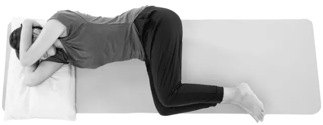 寝姿勢で優しく首伸ばし2