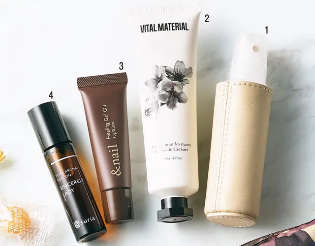 坪田あさみさんのポーチの中身1