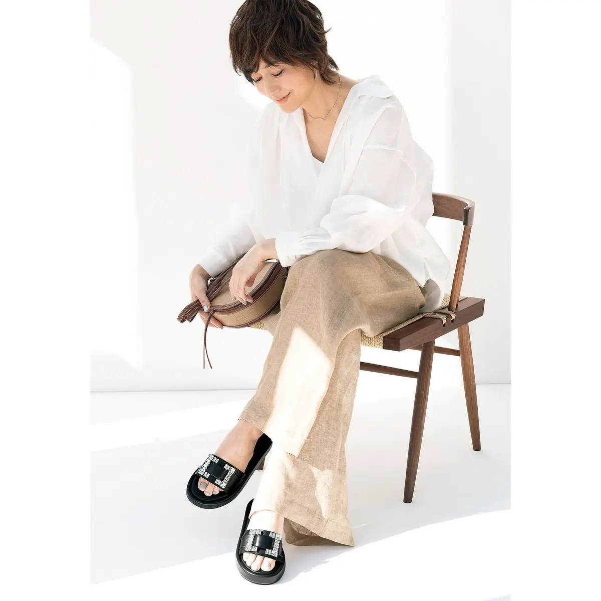 Sergio Rossi srTWENTY ビジューバックルサンダル