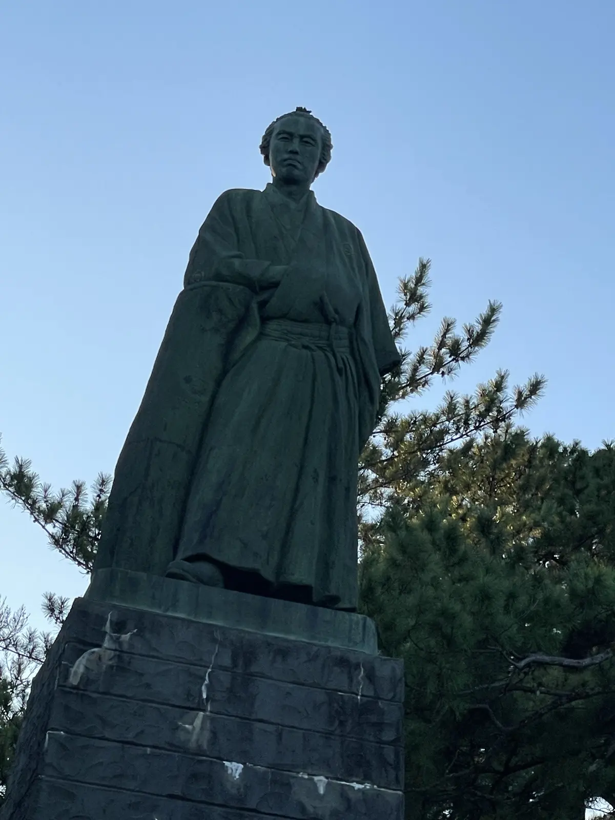 お正月のデニムスタイルはバレルレッグで決の画像_6